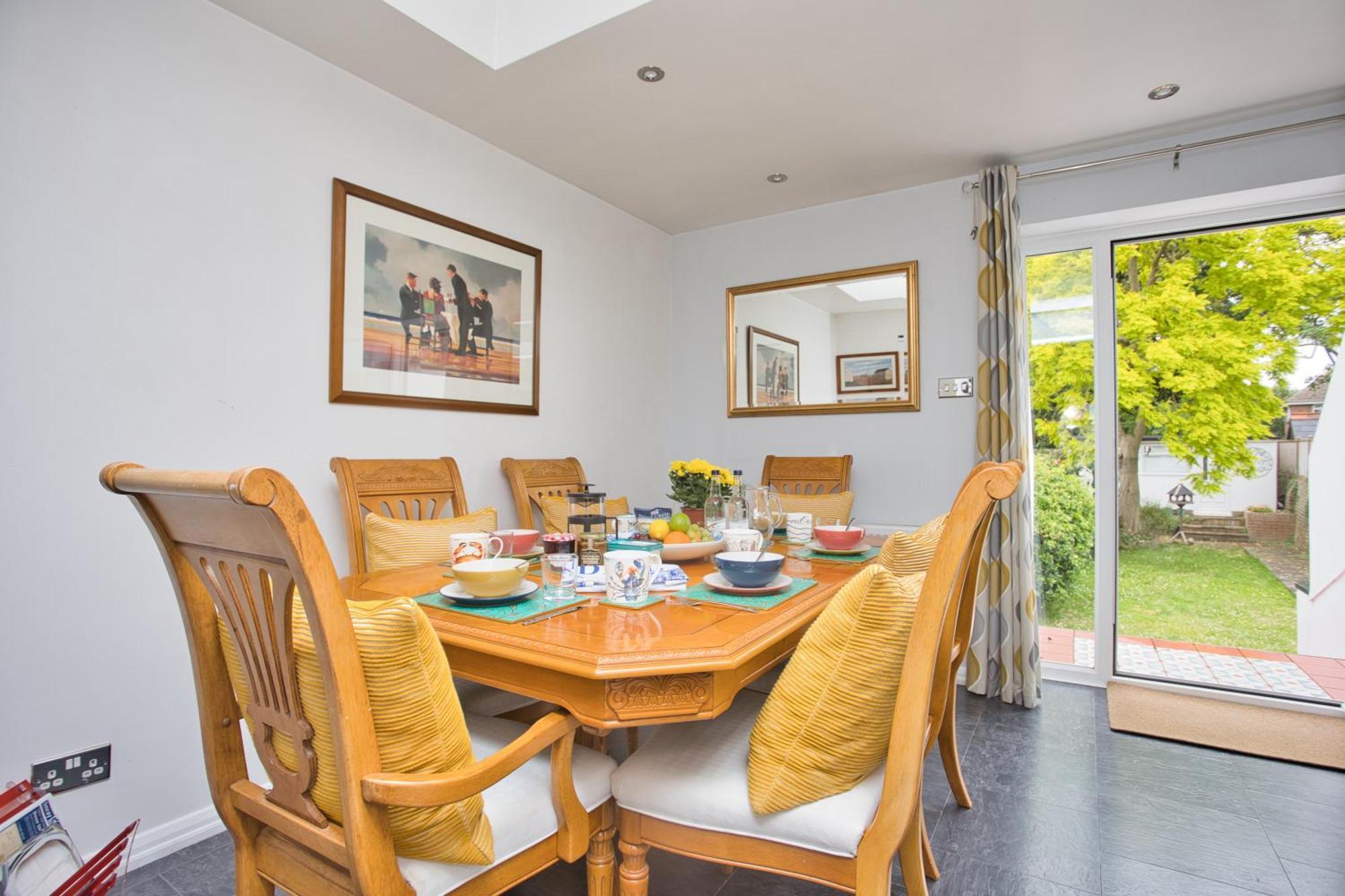 Spacious Seaside Escape In The Heart Of Deal, 4 Mins From The Beach Exteriér fotografie