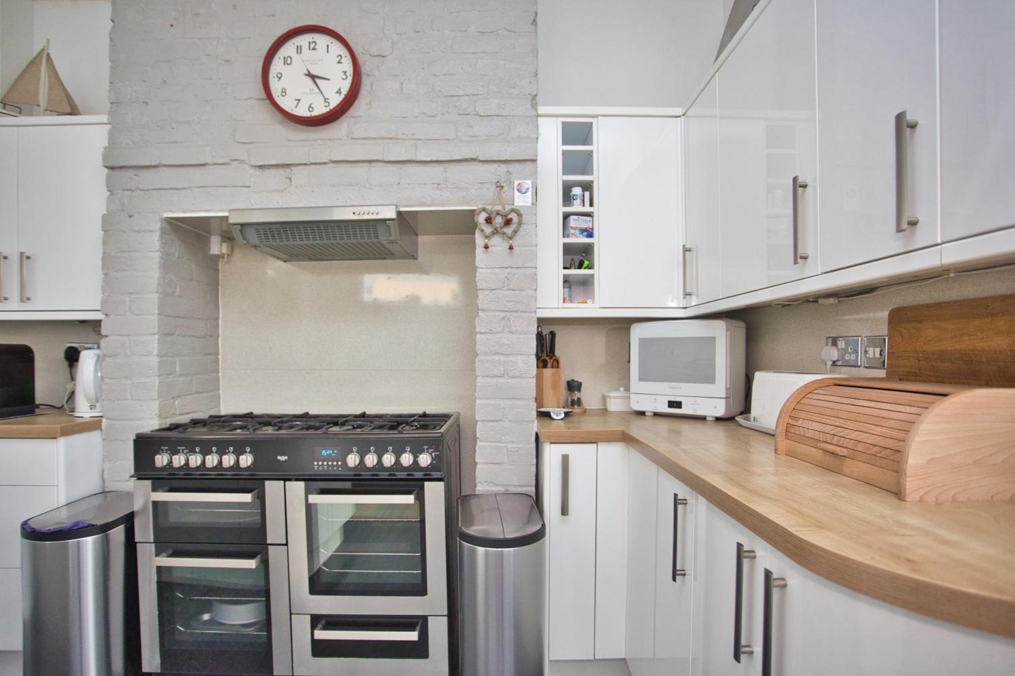 Spacious Seaside Escape In The Heart Of Deal, 4 Mins From The Beach Exteriér fotografie
