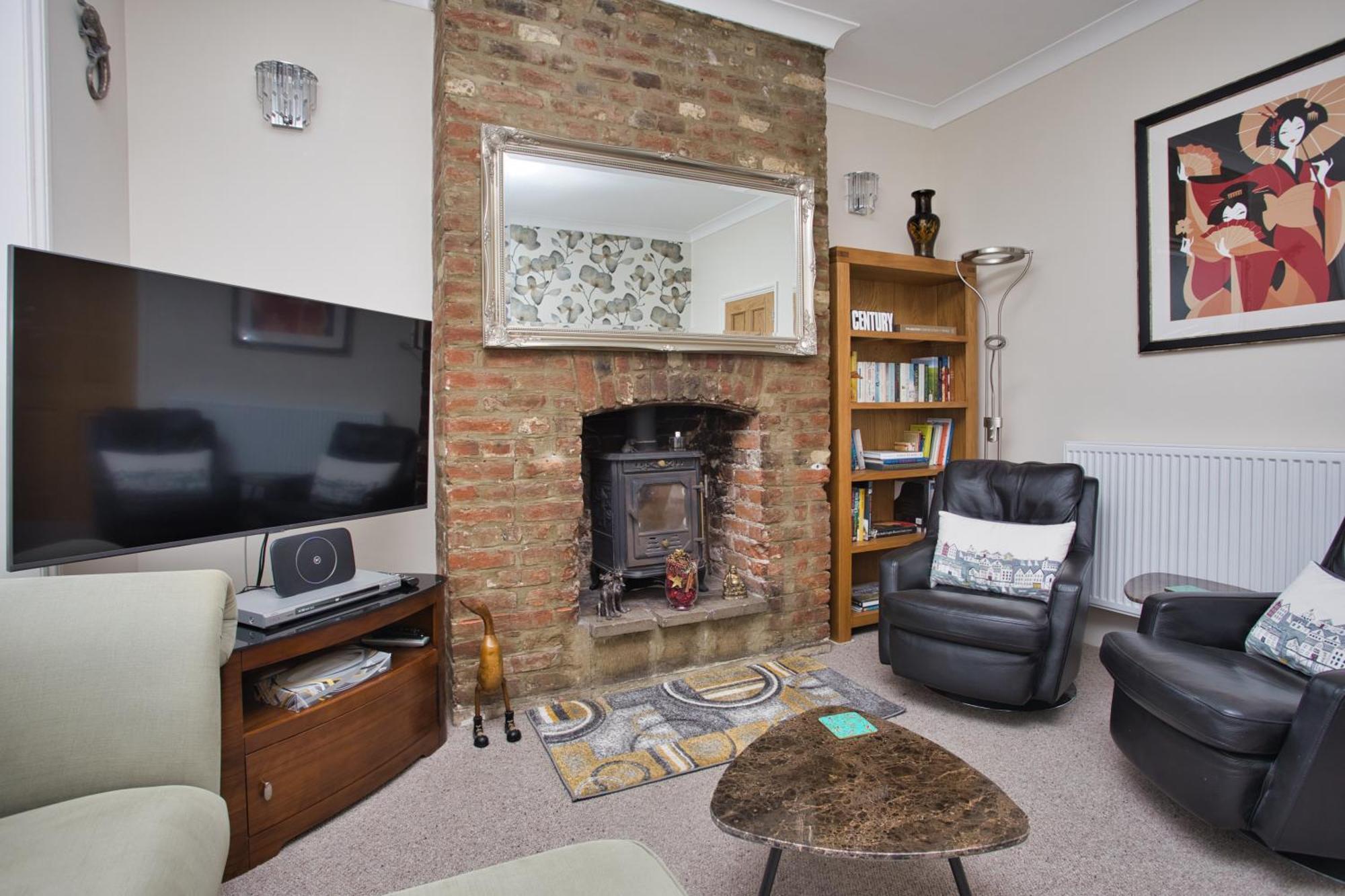 Spacious Seaside Escape In The Heart Of Deal, 4 Mins From The Beach Exteriér fotografie